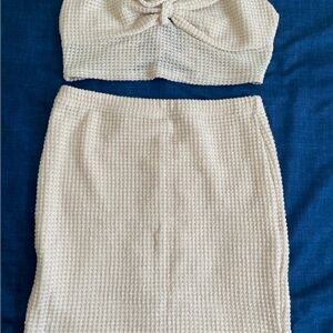 Elegant Cream Knit Skirt 2 piece set